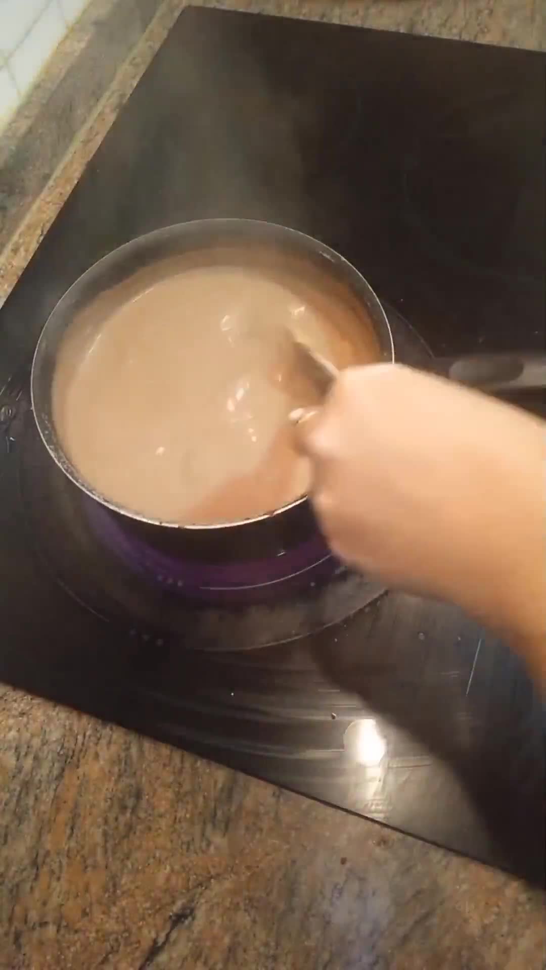 Foto del paso 1 de la receta: Chocolate caliente 🍫