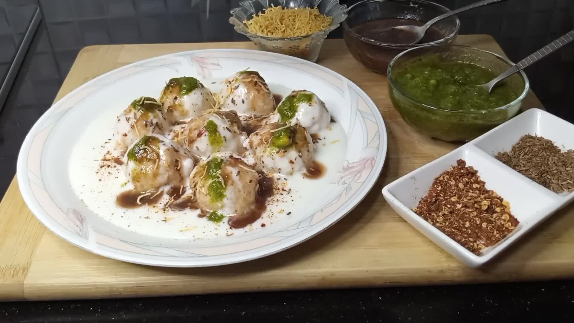 A picture of step 12 of Super soft dahi bhalla (iftar special).