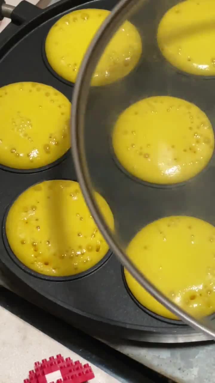 Foto langkah ke 5 dari resep Bika Ambon Mini.