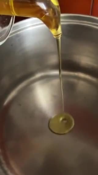 Foto del paso 3 de la receta: Mongetes de Girona con chorizo, en 10’