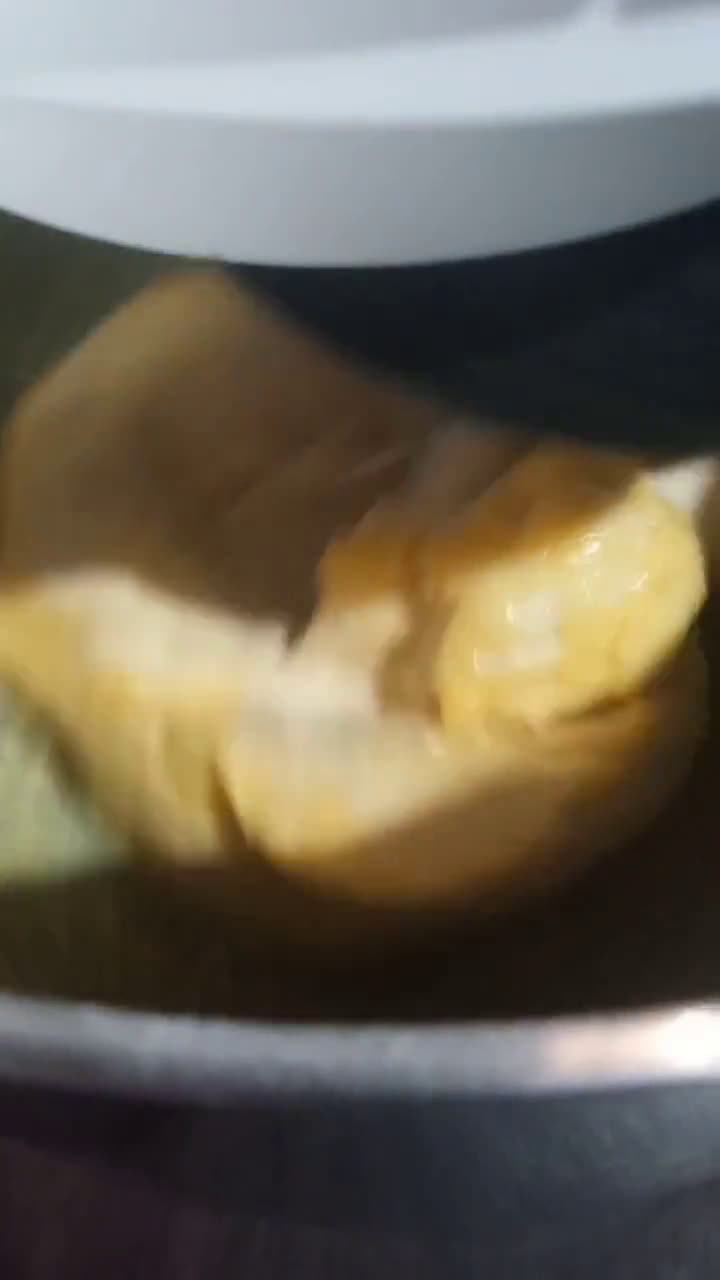Foto langkah ke 2 dari resep 261. Condensed Milk Bread.