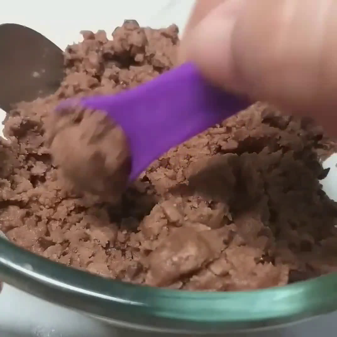 Foto langkah ke 7 dari resep Choco Cookies | Choco Time | GoodTime KW.