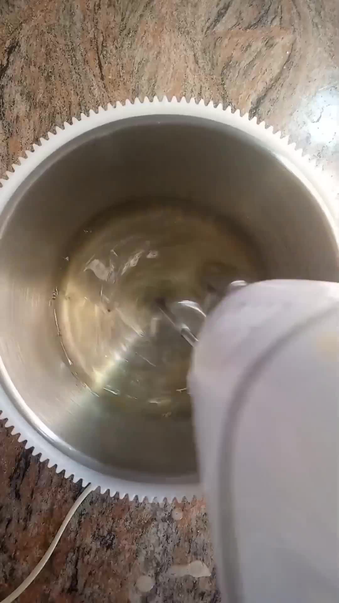 Foto del paso 1 de la receta: Pavlova 🍒