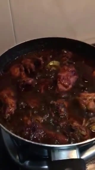 Gambar langkah 3 resipi Ayam masak kicap berempah.