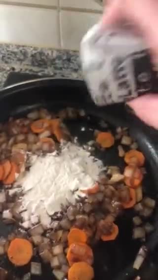 Foto del paso 6 de la receta: Solomillo de cerdo en salsa