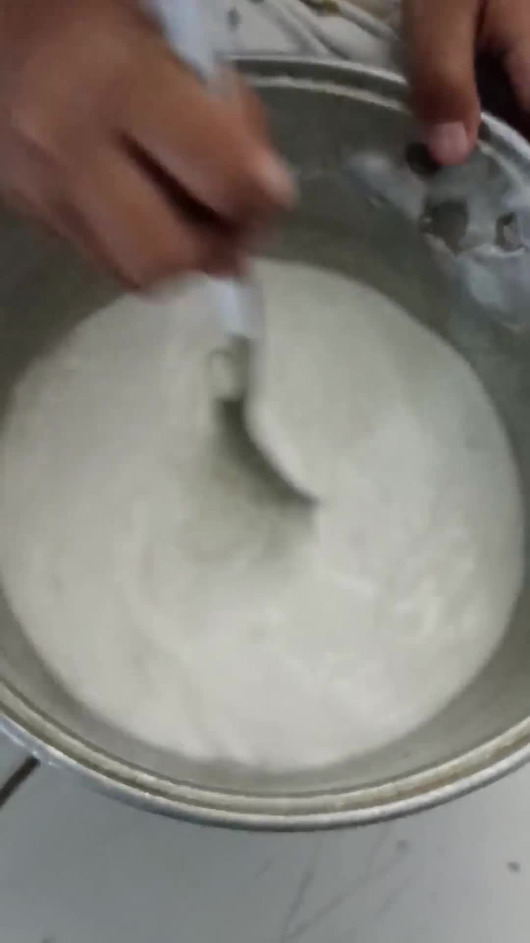 Foto langkah ke 4 dari resep Cilok aci isi telur puyuh.