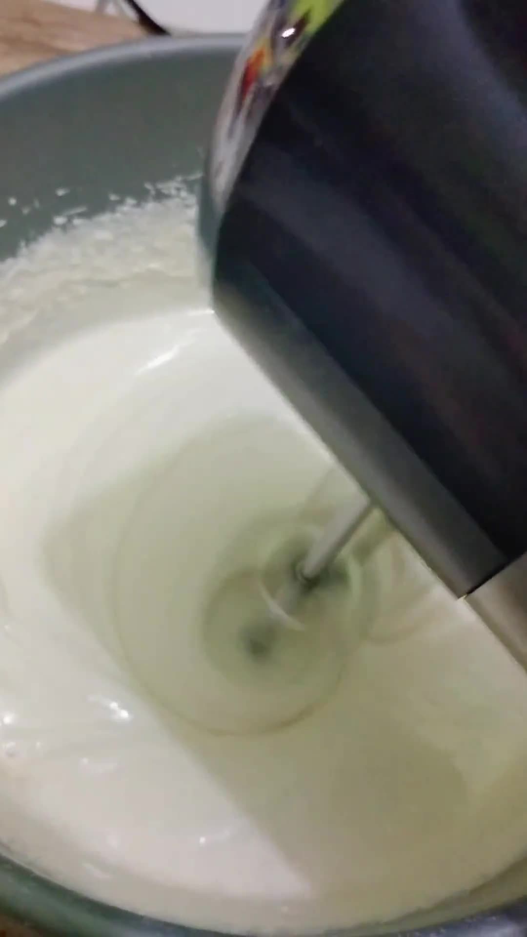 Foto langkah ke 2 dari resep Bolu Kukus Mekar - ala Steam Cake Thailand.