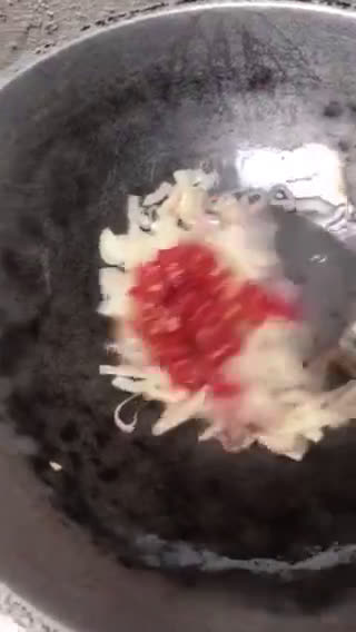 Foto langkah ke 2 dari resep Balado kentang udang baso.