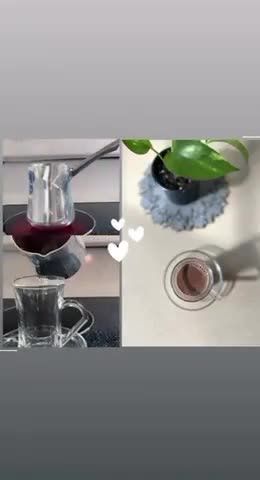 صورة لخطوة 1 من وصفة هوت شوكليت 🍫☕️Hot chocolate