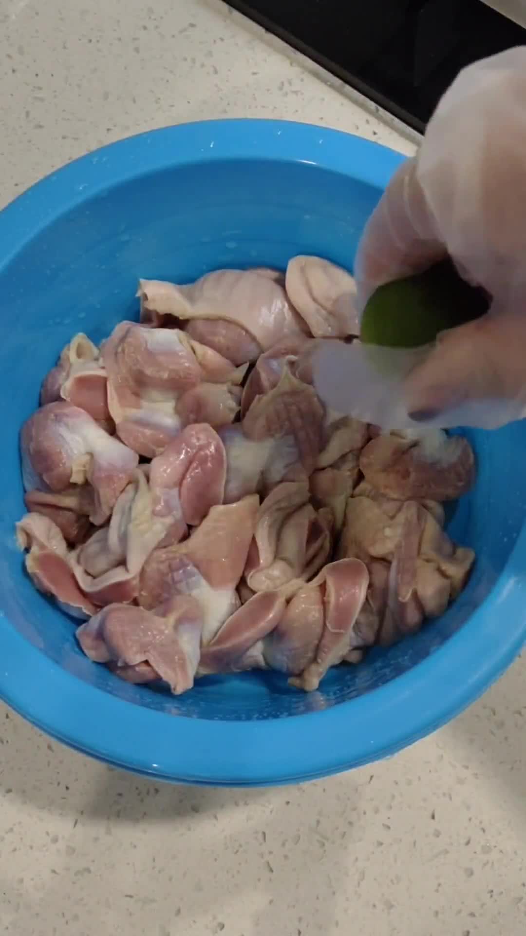 Gambar langkah 2 resipi Pedal Ayam Masak Paling Senang.
