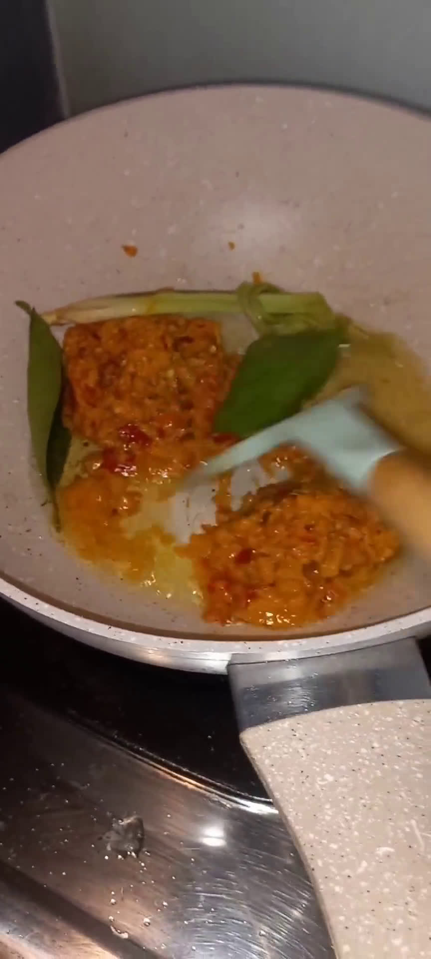 Foto langkah ke 2 dari resep Ayam Rica-Rica.