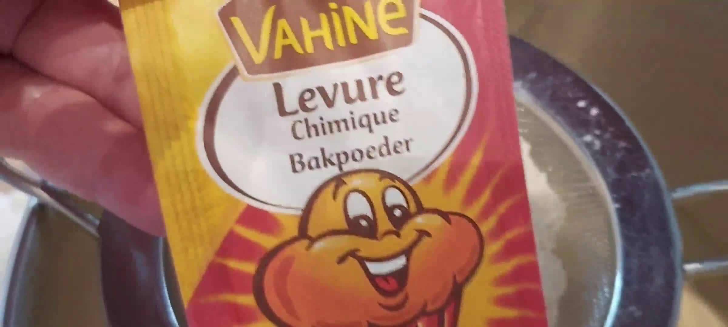 Une image de l'étape 4 de Muffins bananabread chocolat.