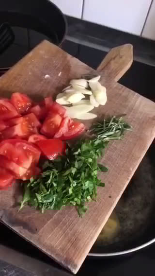 Foto langkah ke 1 dari resep Pasta Penne Udang super gampang & cepat. Seperti numis sayur!.