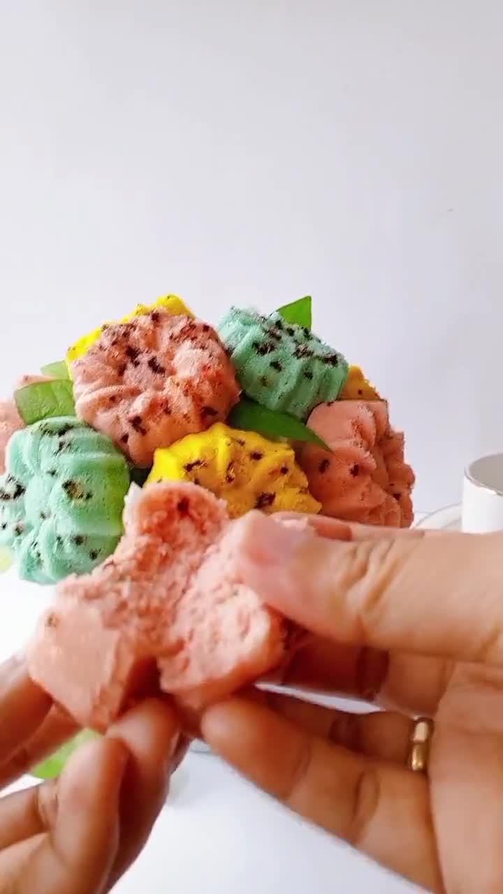 Foto langkah ke 5 dari resep Bolu Meises Kukus.
