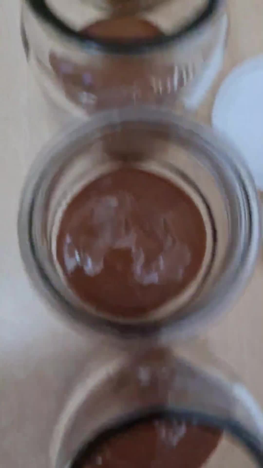 Foto del paso 1 de la receta: Postrecito de chocolate con corazón de dulce de leche (🐽 fat-fat 😅)
