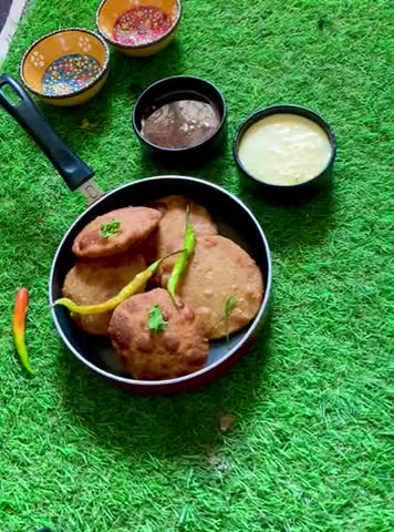 ख़स्ता आलू कचौड़ी(khasta aloo kachodi recipe in hindi) रेसिपी चरण 16 फोटो