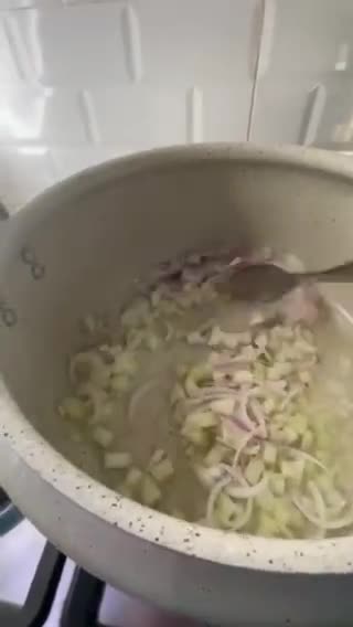 صورة لخطوة 1 من وصفة الارز الكابلي باللحم