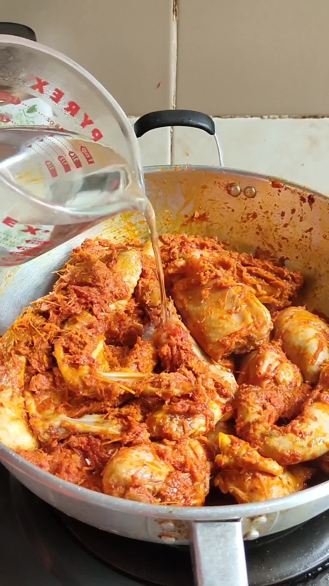 Gambar langkah 13 resipi Rendang Ayam.