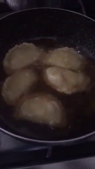 Foto langkah ke 10 dari resep Pastel Renyah Tanpa Telur Isi Rogut Ayam.