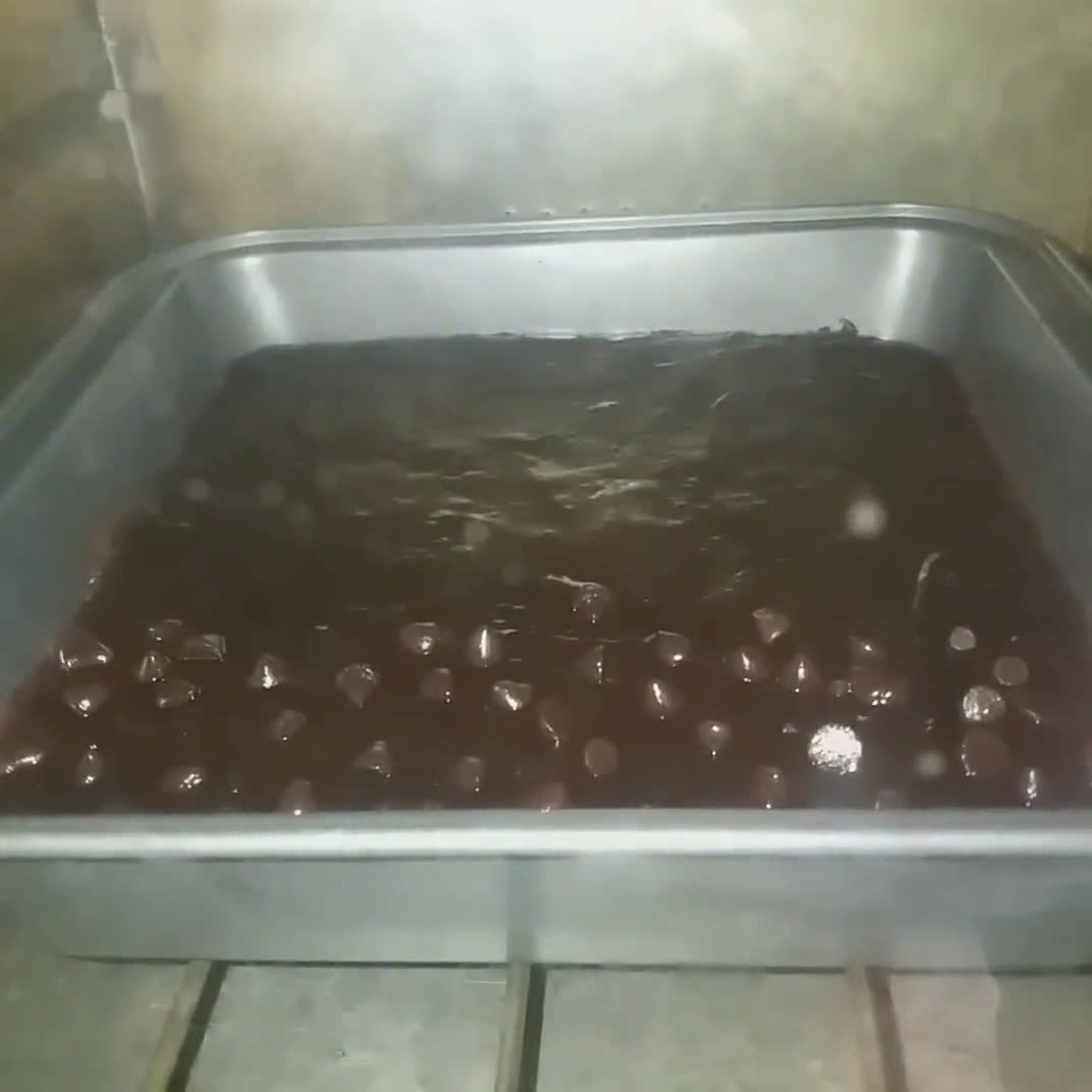 Foto langkah ke 8 dari resep Brownies Panggang Takaran Sendok.