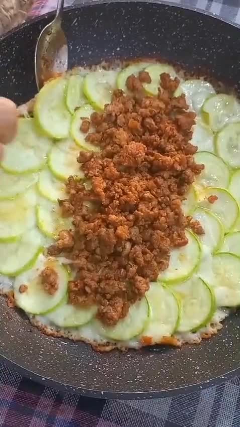 صورة لخطوة 3 من وصفة رول كوسا باللحم المفروم