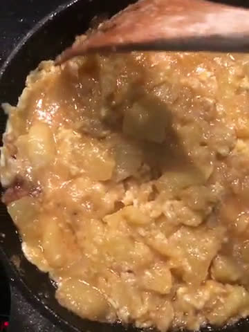 Foto del paso 5 de la receta: Tortilla de patatas con truco