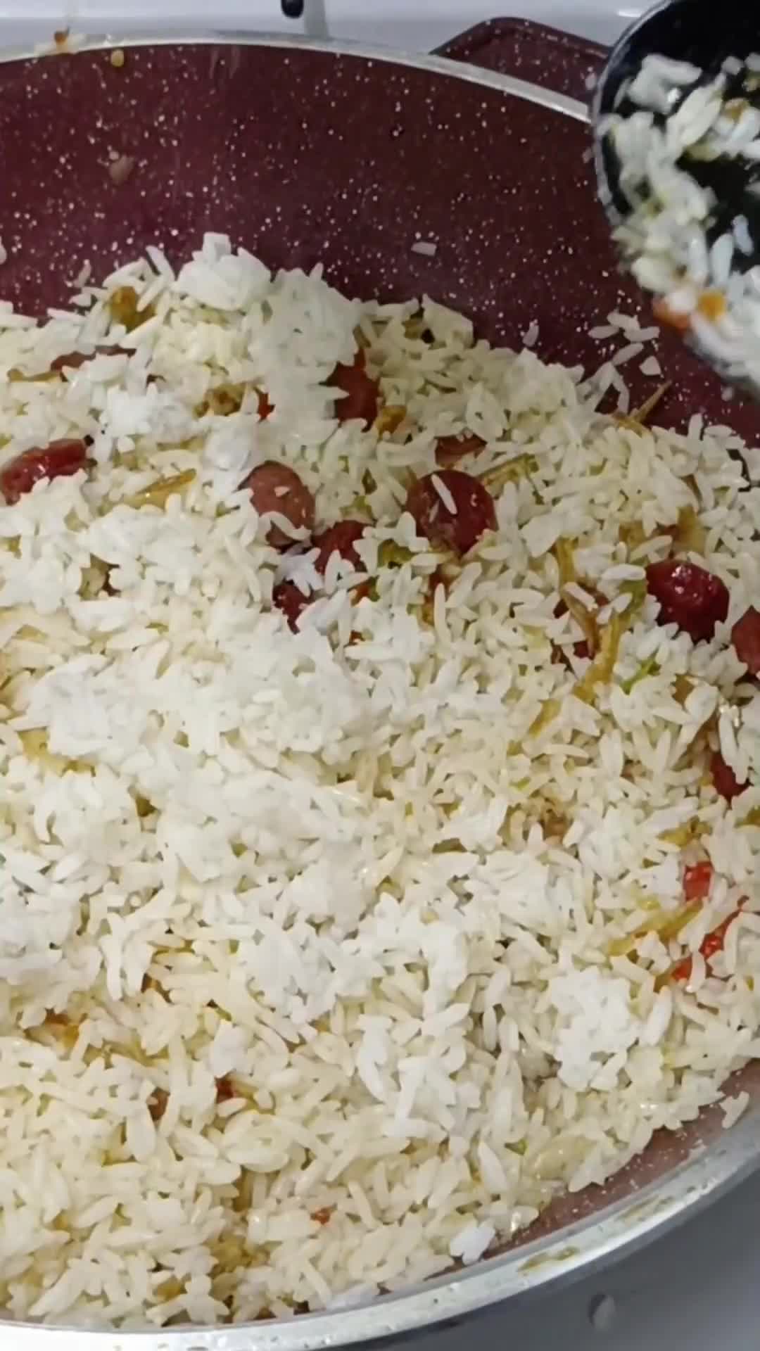 Gambar langkah 3 resipi Nasi Goreng Kampung.