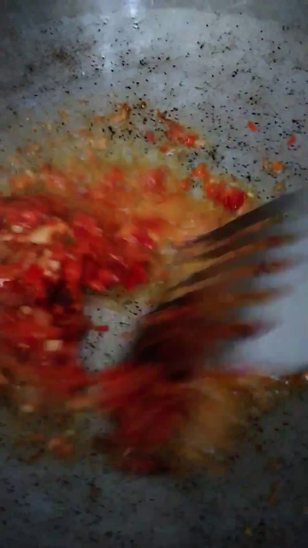 Gambar langkah 2 resipi Terung goreng berlada.