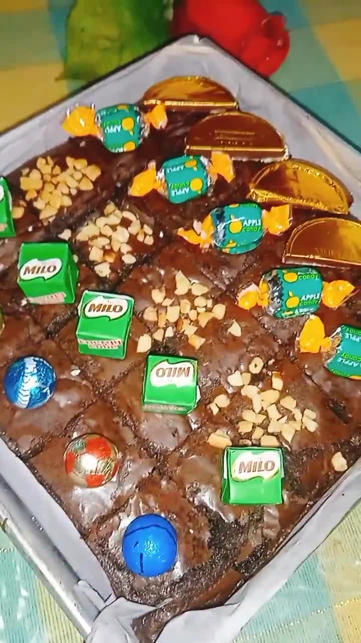 Foto langkah ke 10 dari resep Fudgy brownis rumahan.