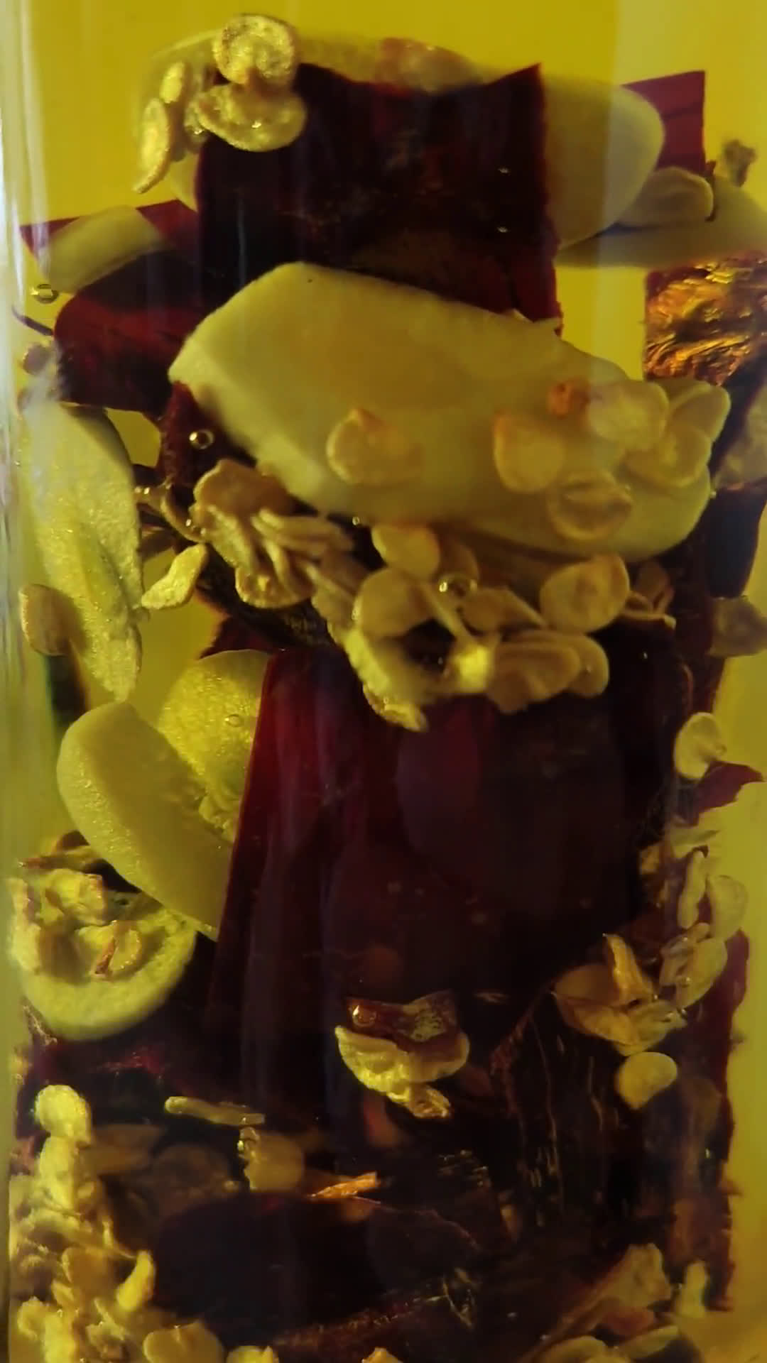 Foto del paso 6 de la receta: Aceite aromatizado
