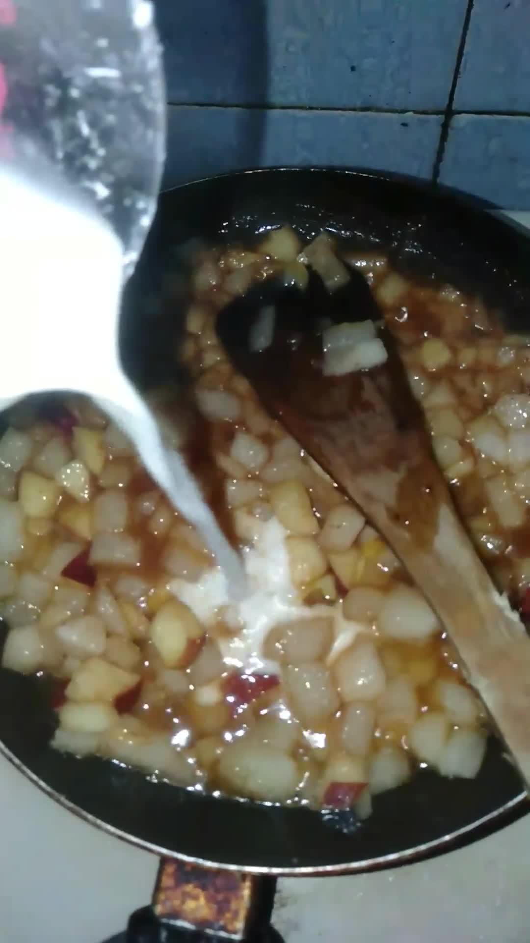 Foto langkah ke 1 dari resep Pie Apel Goreng.
