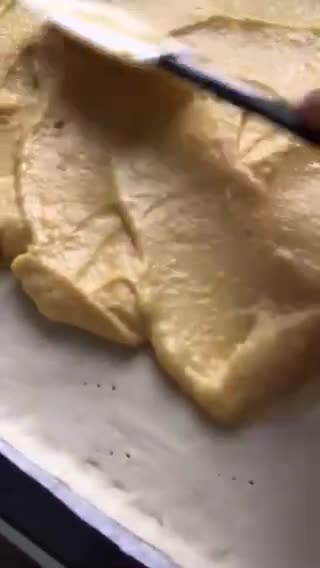 Foto del paso 11 de la receta: Tarta de manzana, con crema pastelera, sobre hojaldre