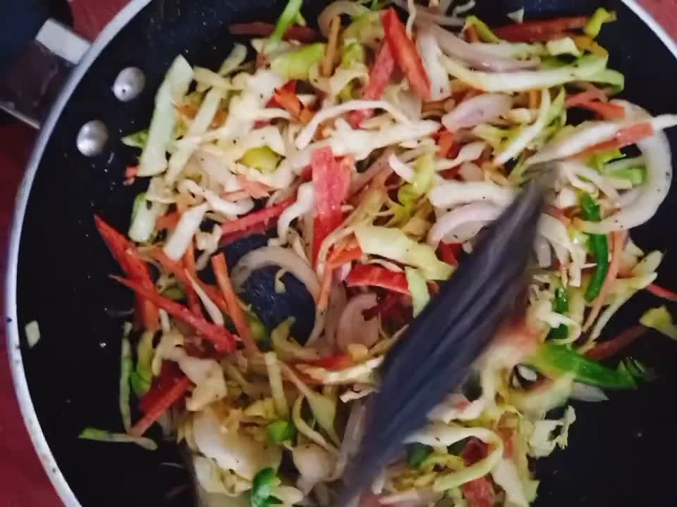 A picture of step 3 of Chicken Fajita Crepes.