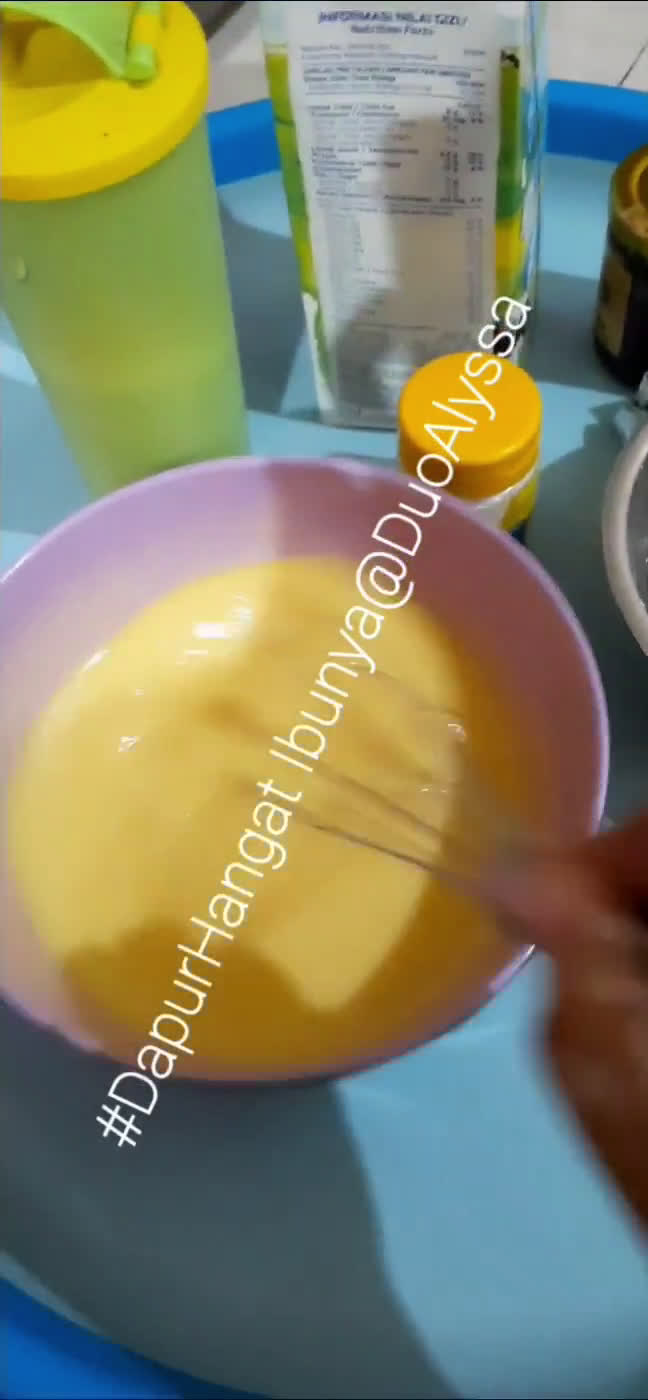 Foto langkah ke 3 dari resep PGBA25 Pancake Lipat.