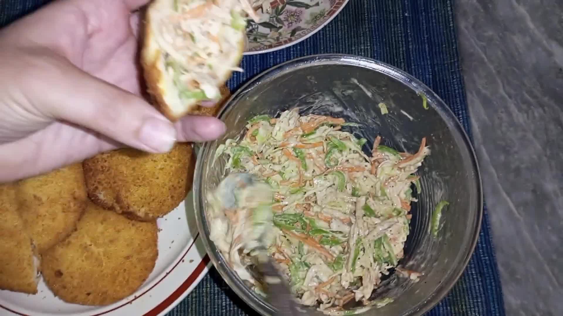 A picture of step 9 of Bread Pockets 🤤🥙.