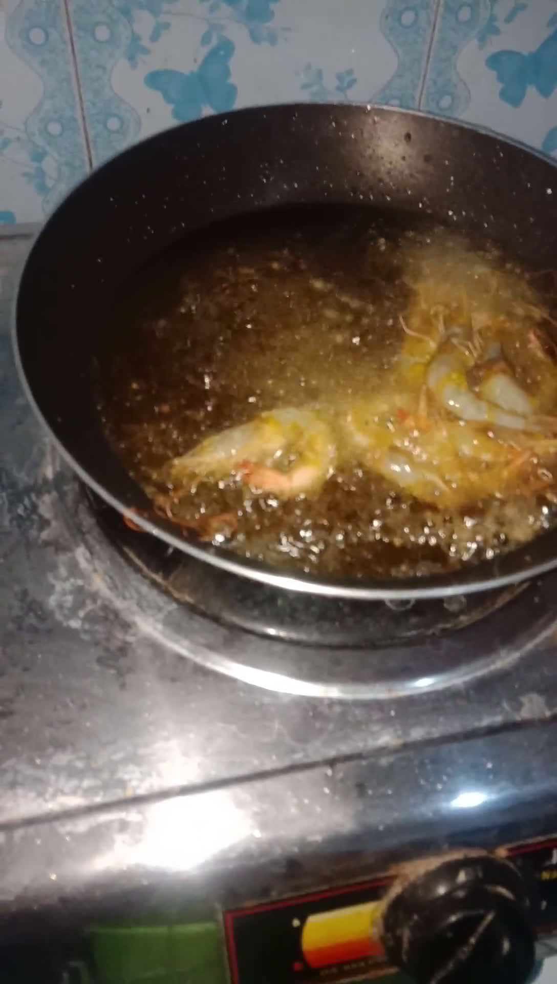 Foto langkah ke 4 dari resep Udang Goreng.