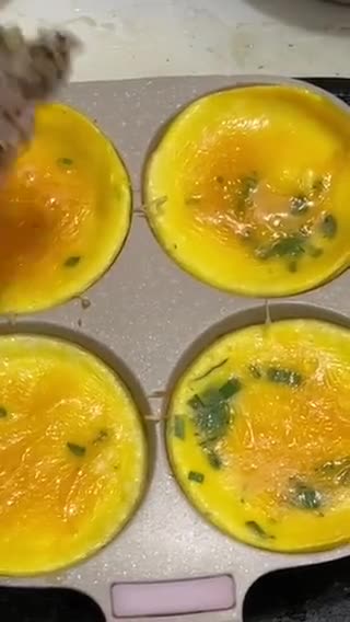 Foto langkah ke 4 dari resep Nasi Telur Nori (Ide Bekal Sekolah).