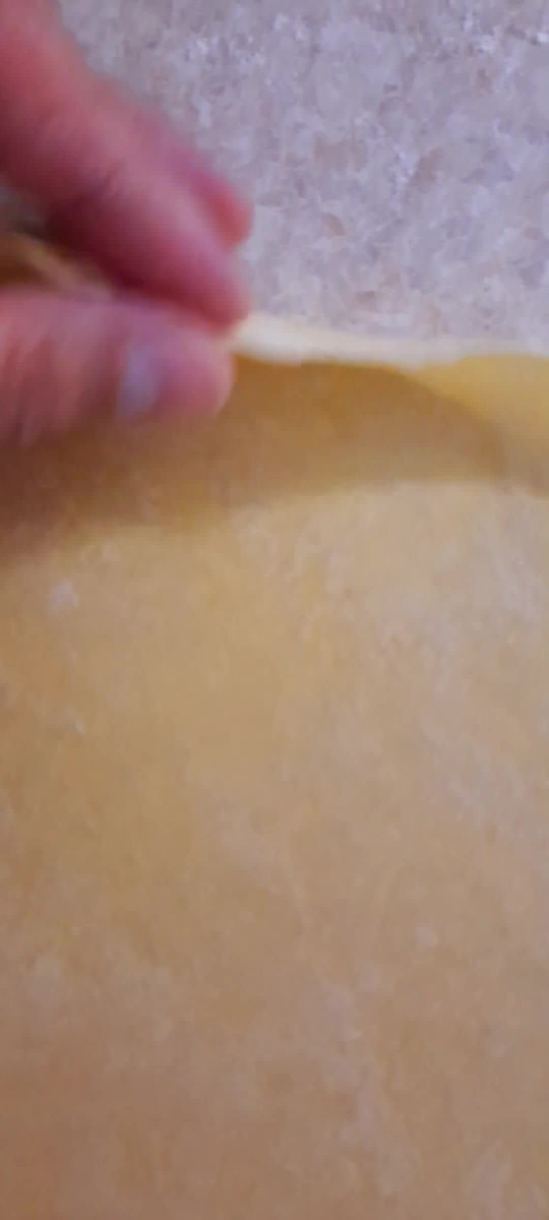 عکس مرحله 3 از دستور خمیر فتوچینی (پاستای تازه)