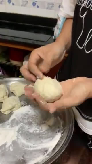 Hình bước làm 4 của món Bánh bao phômai