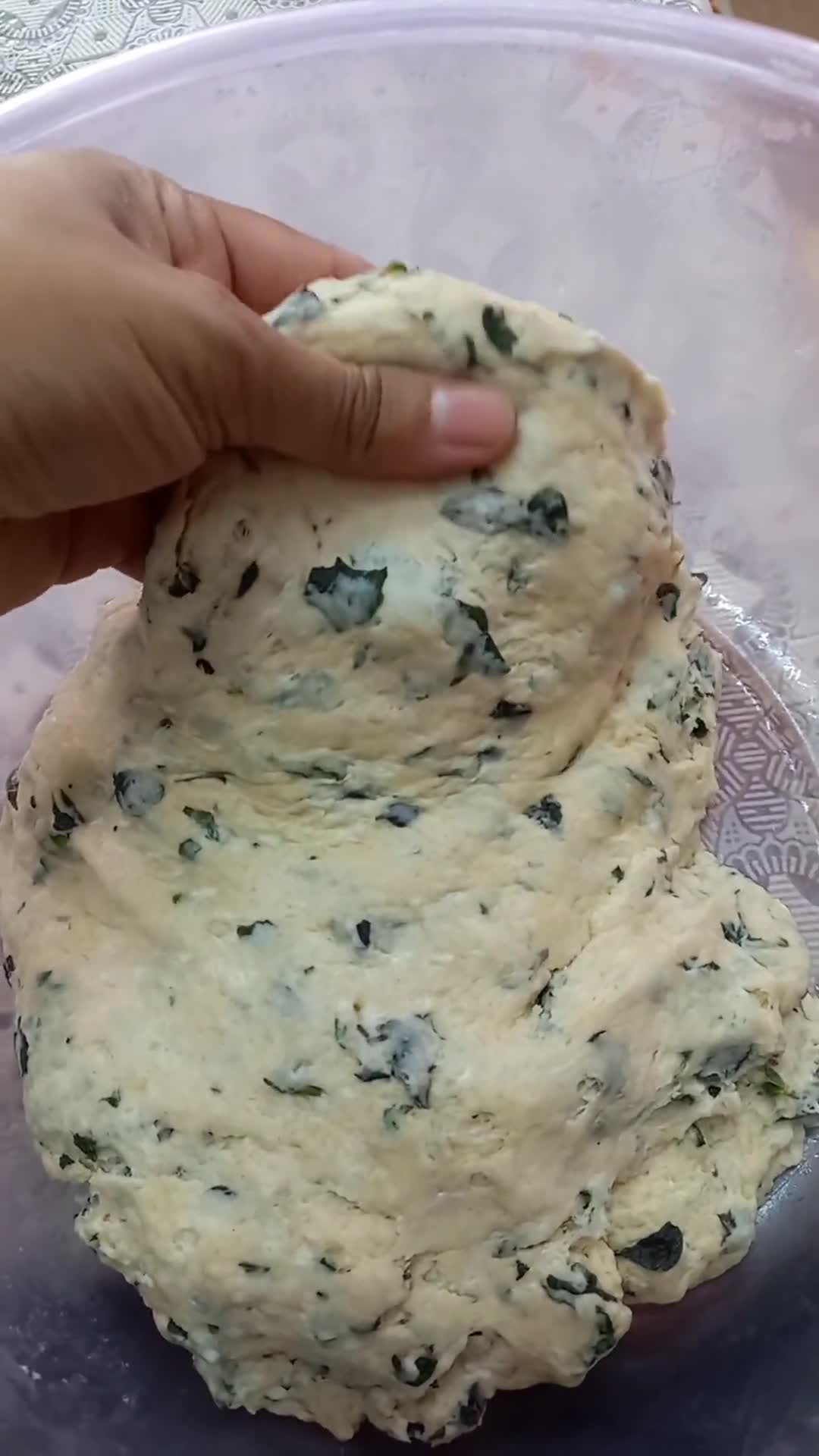 صورة لخطوة 2 من وصفة معجنات بالفرن (خلية النحل) 🐝
