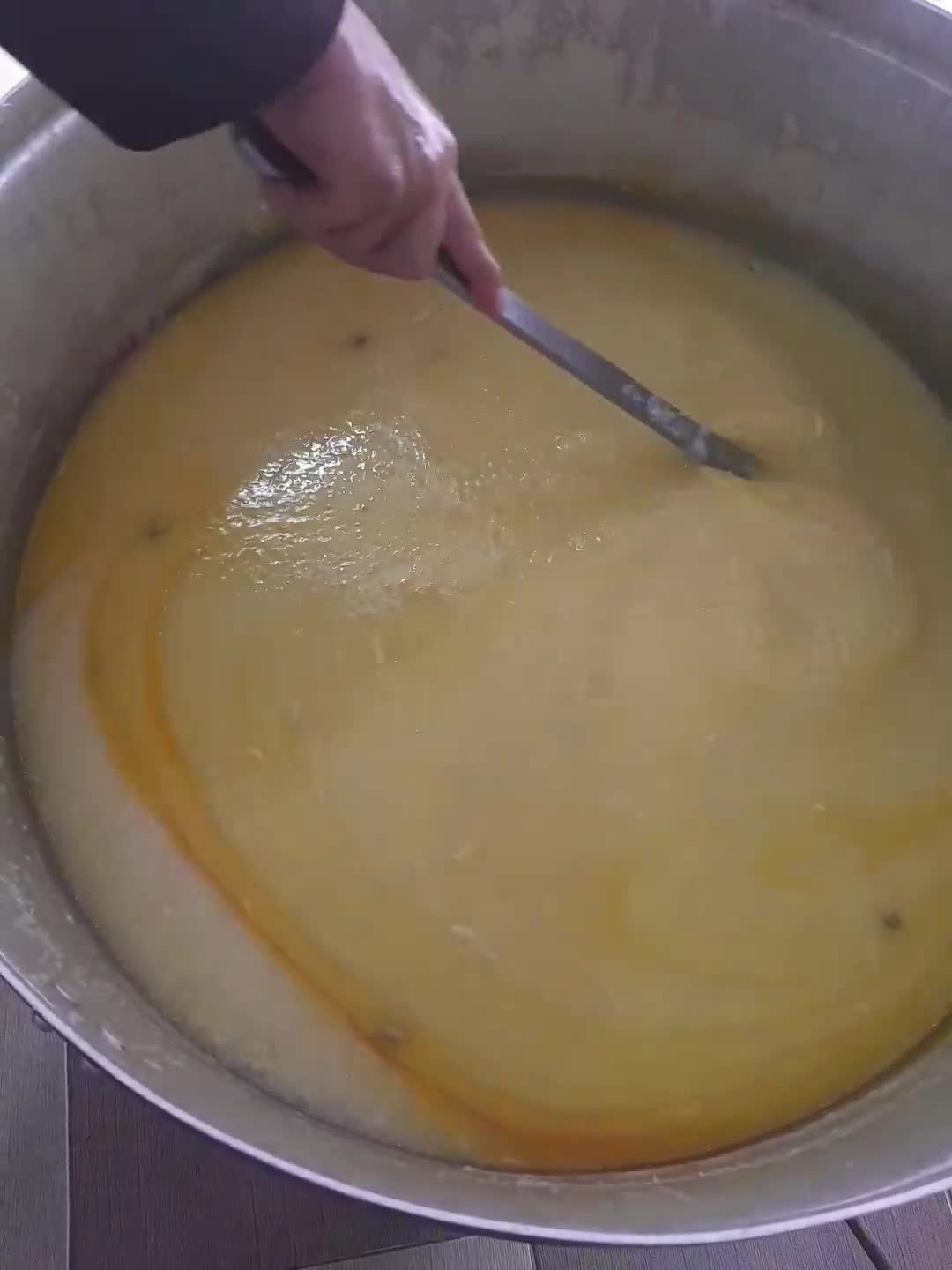 عکس مرحله 12 از دستور شله زرد نذری شهادت حضرت رقیه (س)🖤