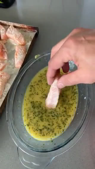 Foto del paso 4 de la receta: Bastones Crocantes de Salmón