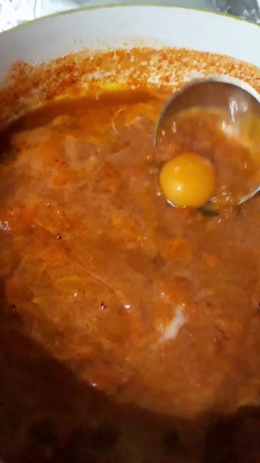 صورة لخطوة 3 من وصفة الطماطم بالبيض 🍳