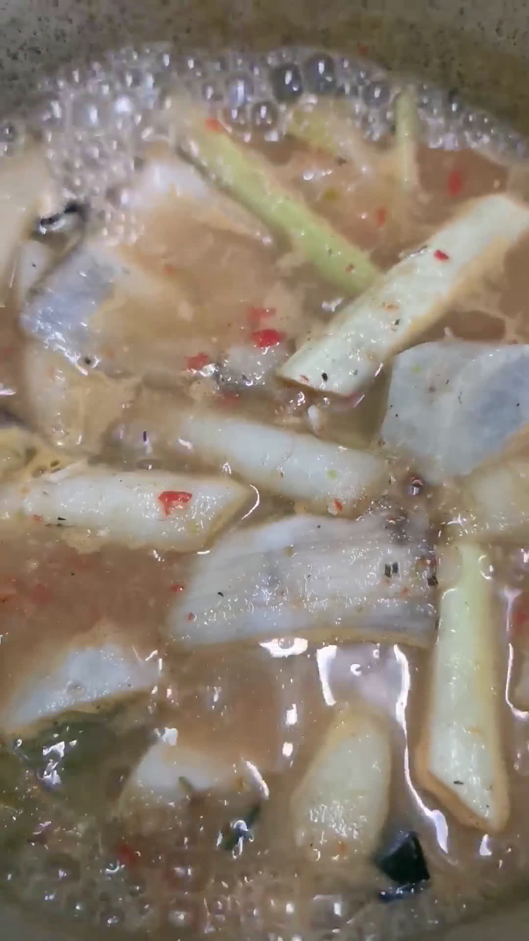 Gambar langkah 4 resipi Asam Rebus Keladi.