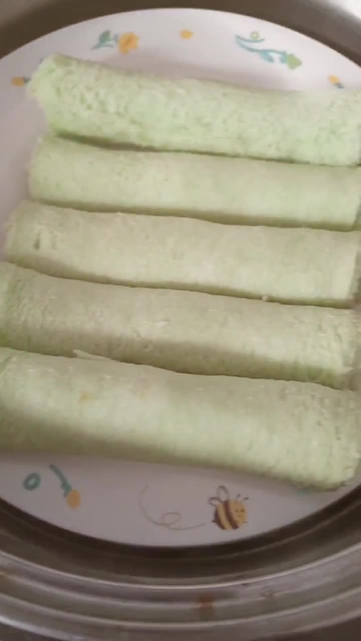 Foto langkah ke 3 dari resep Puthu Lanang Celaket (Roti Tawar Pandan).