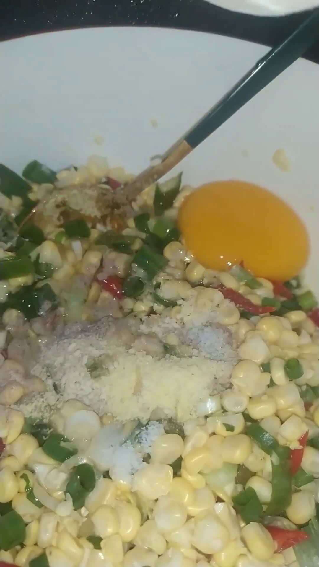 Foto langkah ke 3 dari resep Perkedel jagung (ambal jagung).