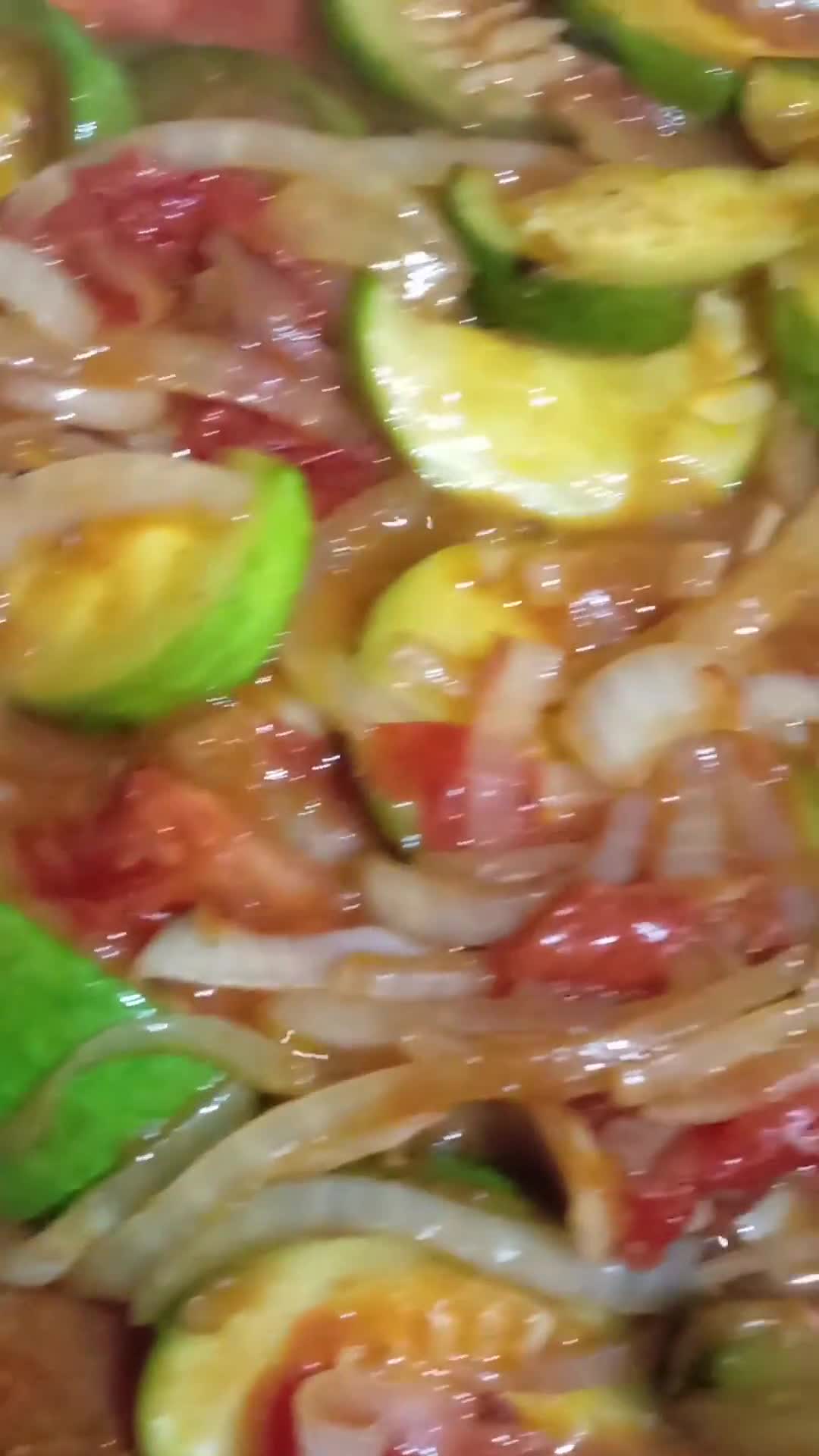 Foto del paso 1 de la receta: Bifecitos veganos de tofu con verduras