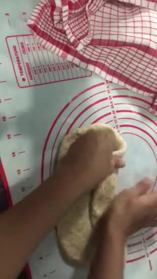 Foto langkah ke 5 dari resep Roti Gandum.