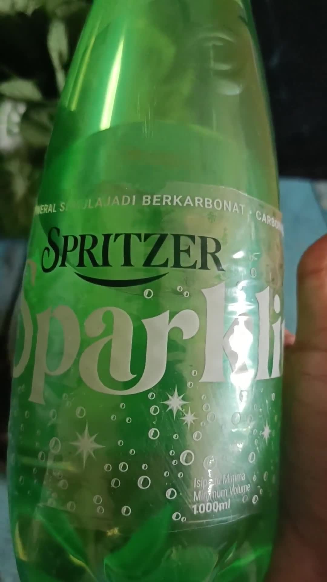 Gambar langkah 2 resipi Sparkling Water Sirap Bandung Cincau.
