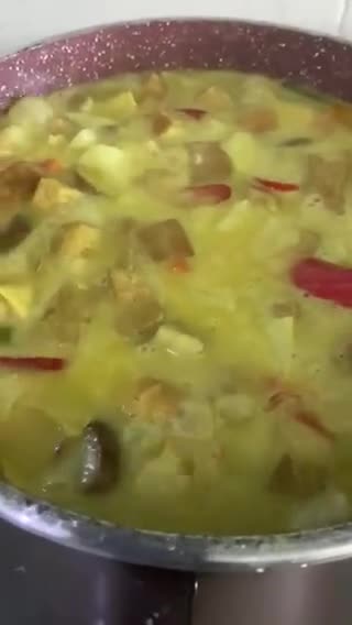 Gambar langkah 7 resipi Kuah Lodeh Lontong.